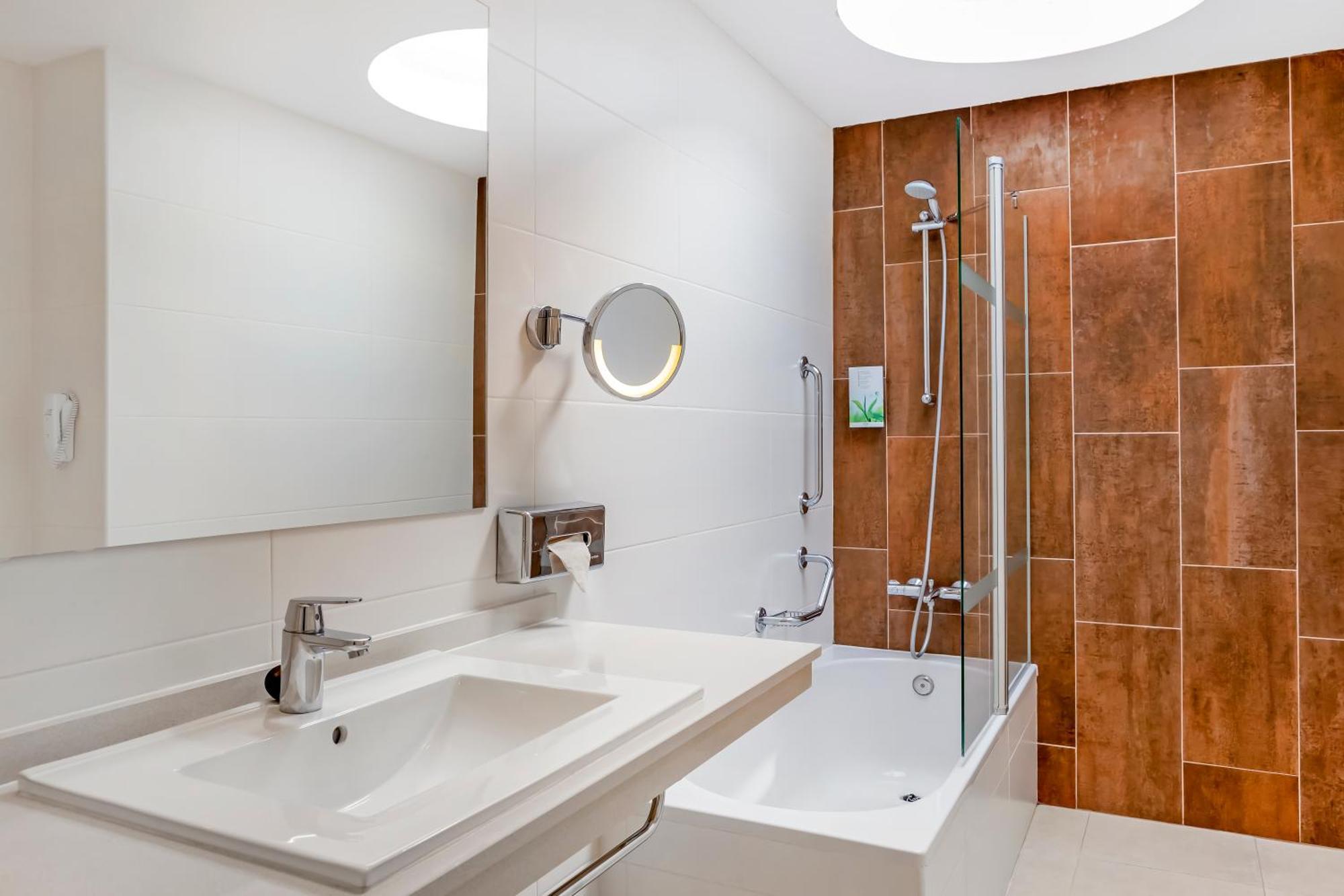 รอยัล เตเนริเฟ คันทรี คลับ บาย ไดม่อน รีสอร์ต Aparthotel ซานมิเกลเดียโบนา ภายนอก รูปภาพ